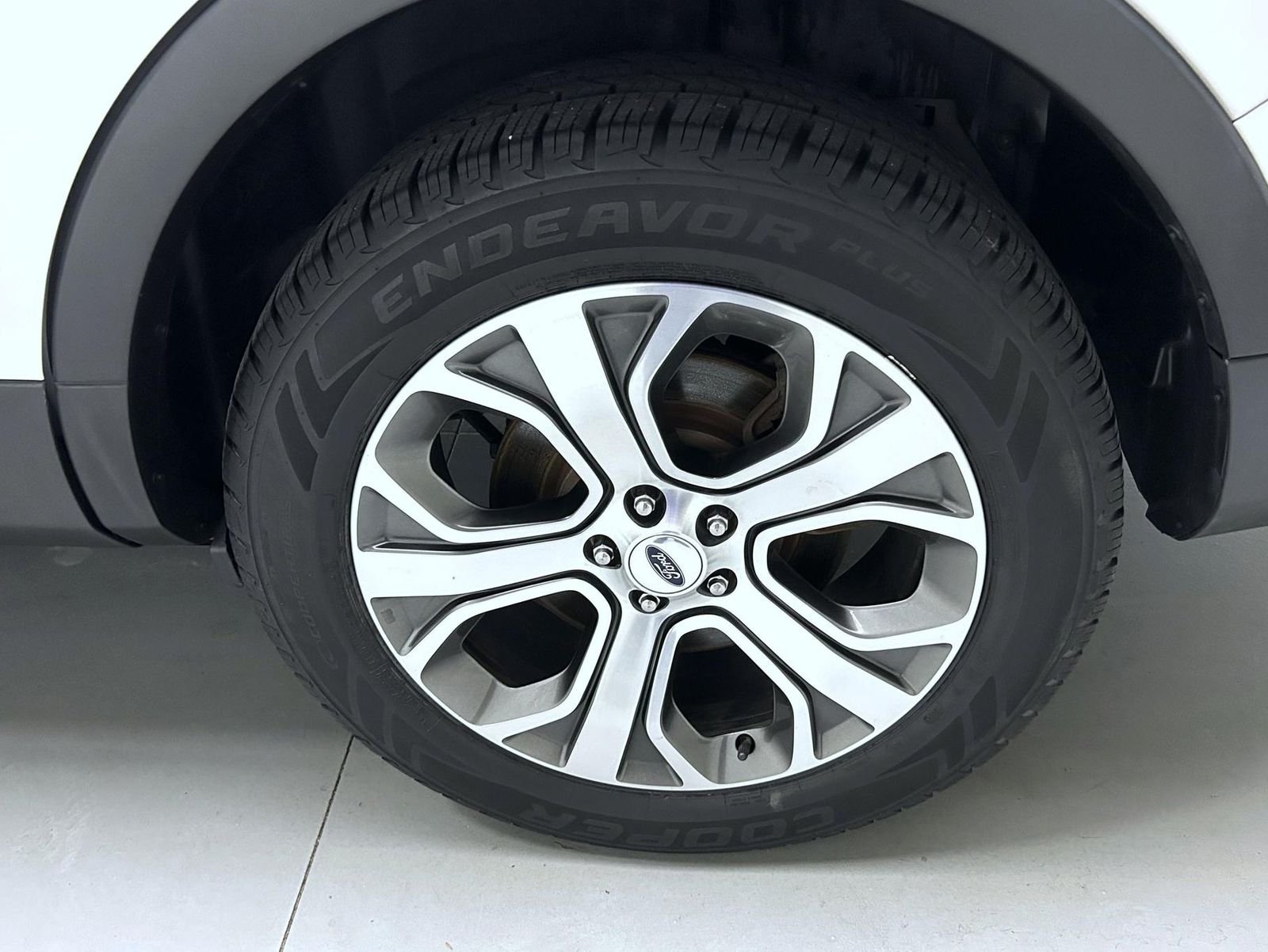Used 2019 White Ford Limited image 23