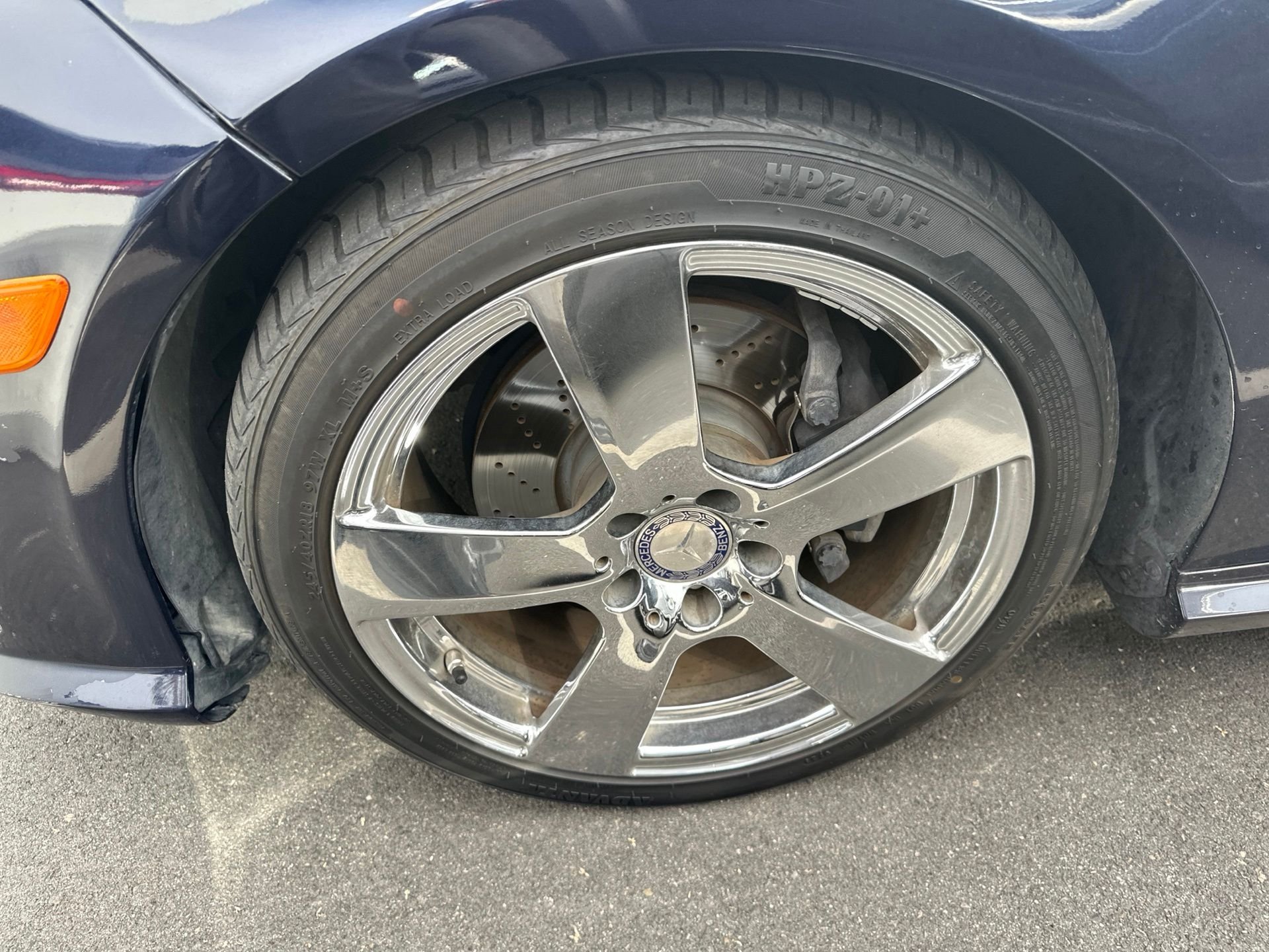 Used 2011 Blue Mercedes-Benz E 350 image 3