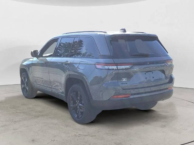 New 2027 Gray Jeep LIMITED 4X4 image 3
