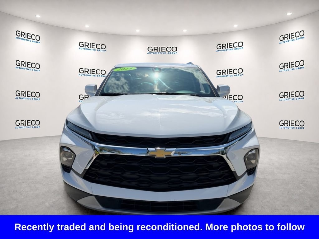 Used 2024 White Chevrolet LT image 2