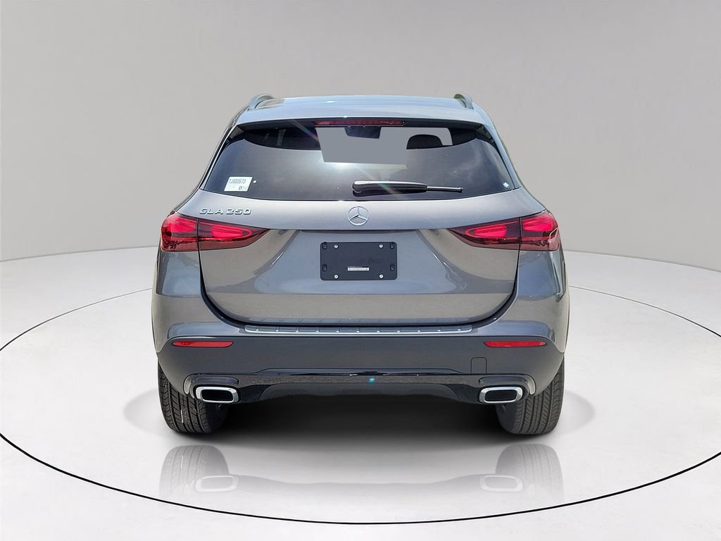 New 2026 Mountain Grey Metallic Mercedes-Benz GLA 250 image 5