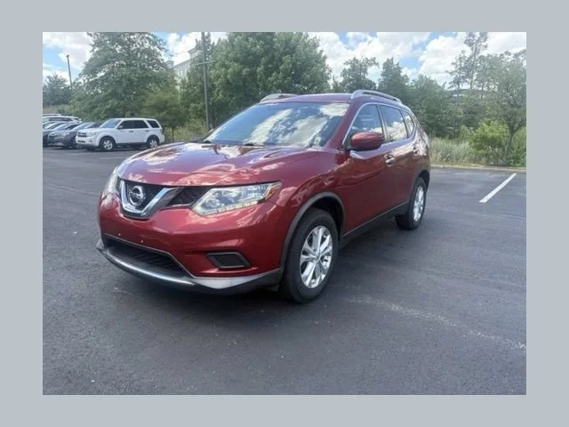 Used 2016  Nissan SV image 1