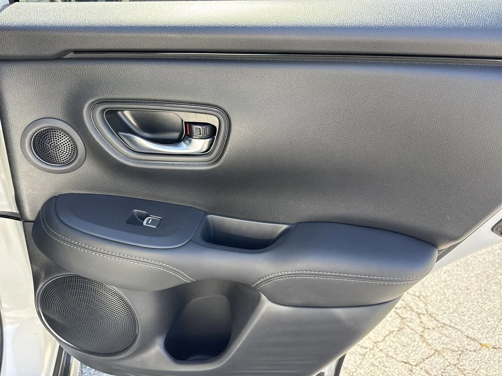 2025 Acura ADX Base - Photo 16