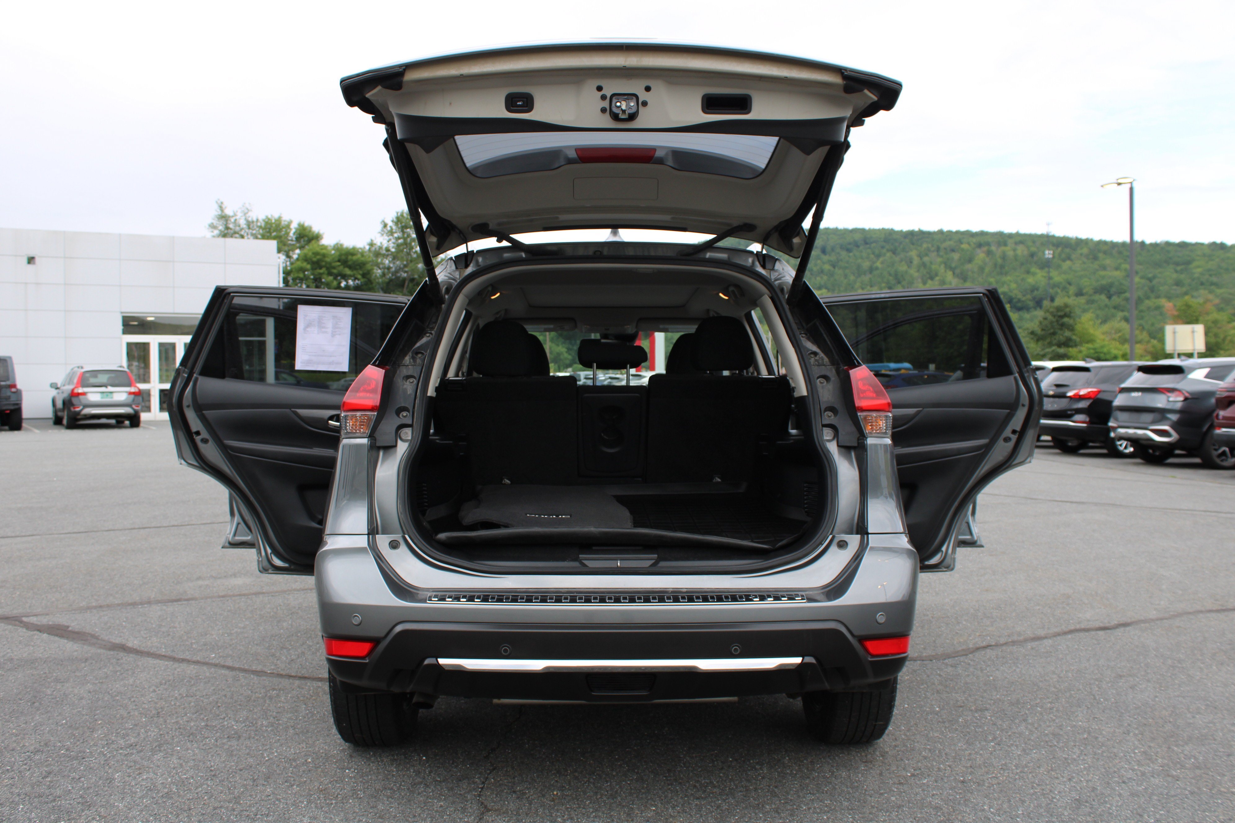 Used 2020 Gun Metallic Nissan SV image 21