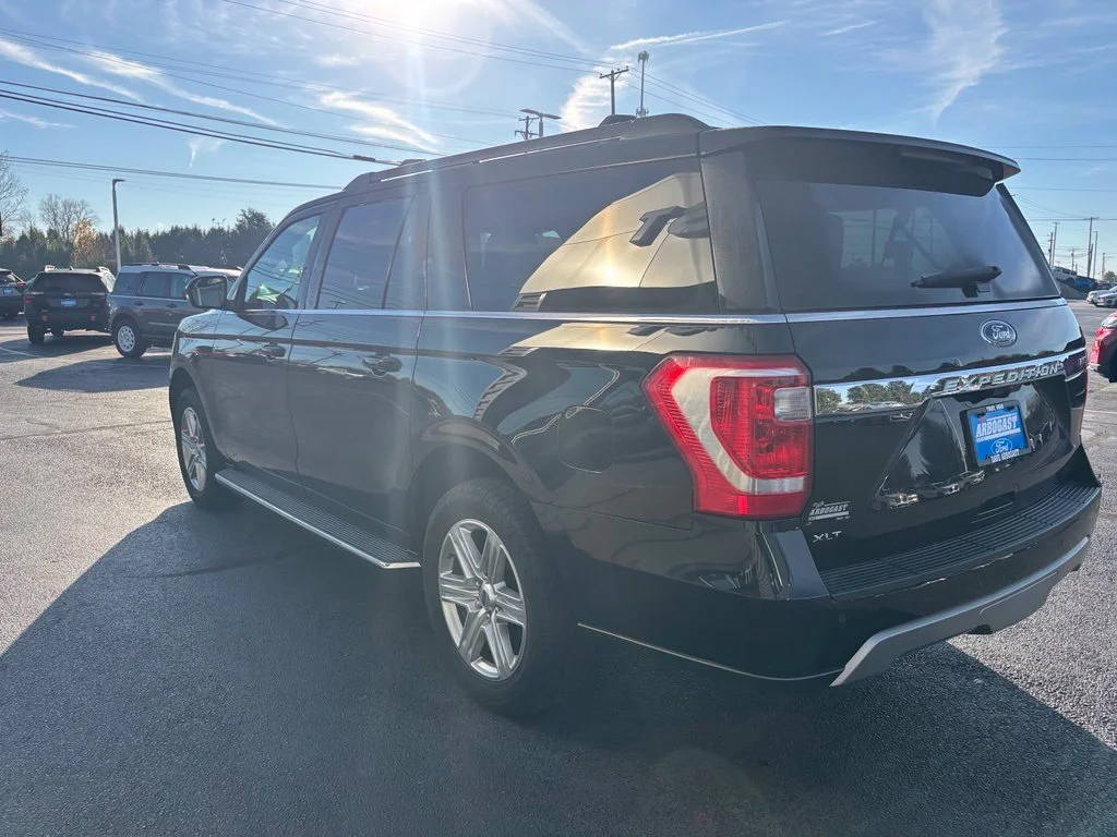 Used 2020 Black Ford XLT image 7