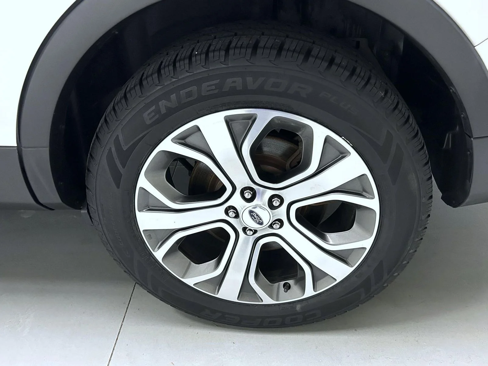 Used 2019 White Ford Limited image 23