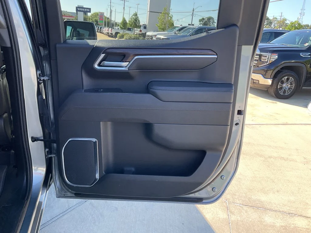 Used 2026 Silver GMC SLT image 14