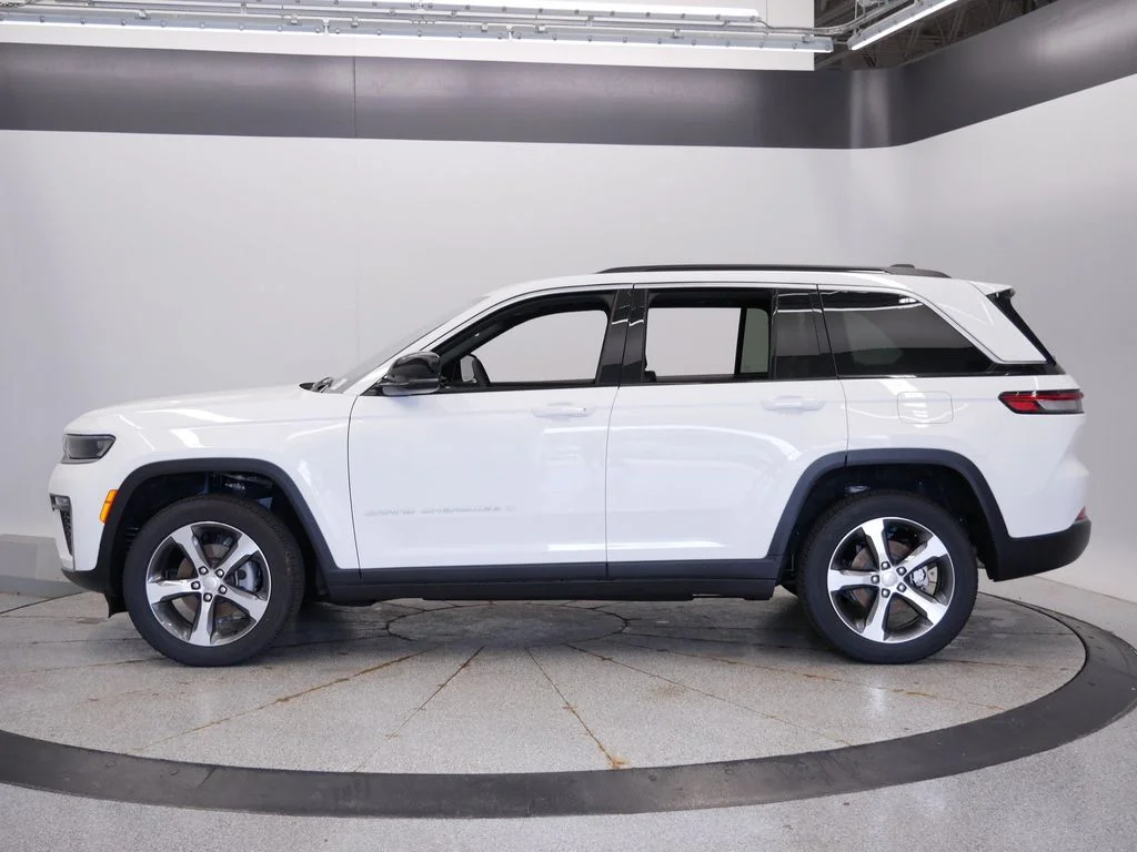 New 2026 Bright White Clearcoat Jeep Limited image 2