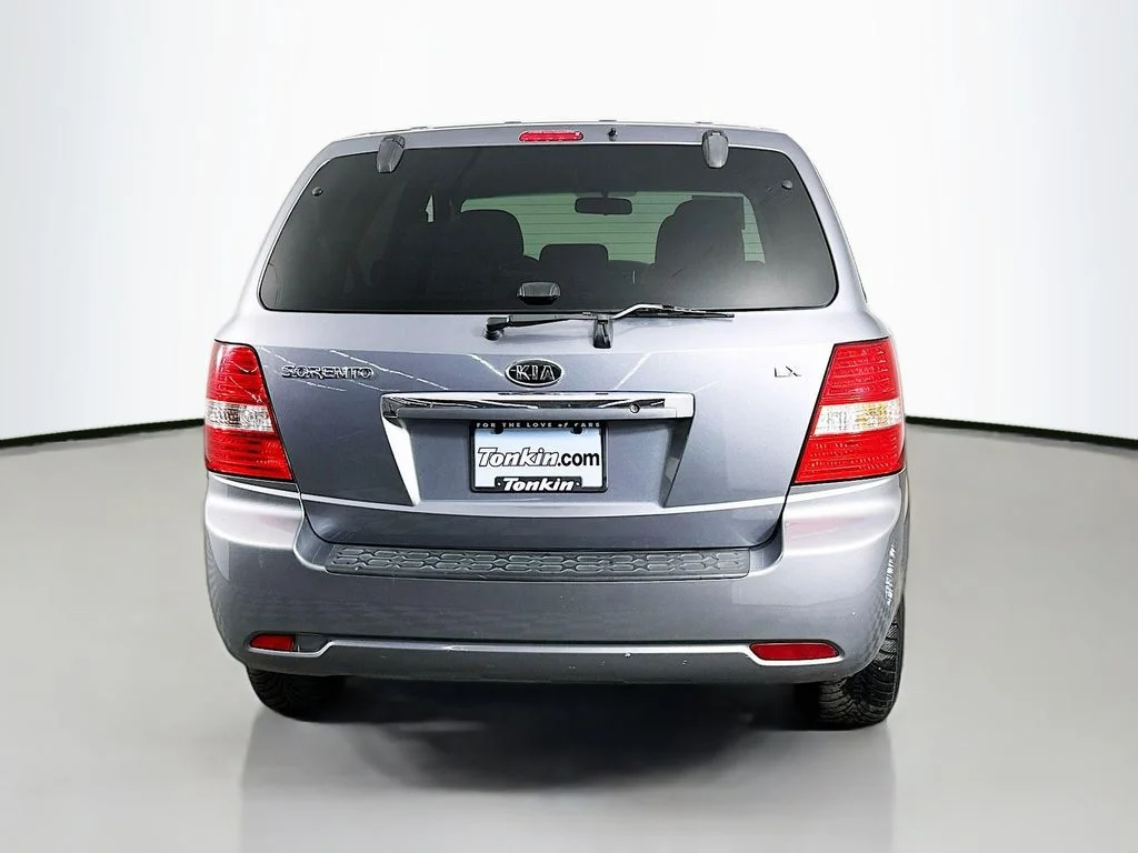 Used 2008 Alpine Gray Kia LX image 7