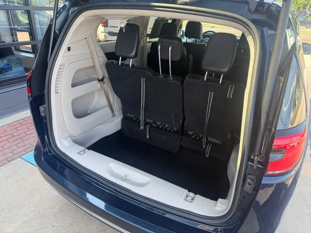 Used 2023 Blue Chrysler Touring L image 7