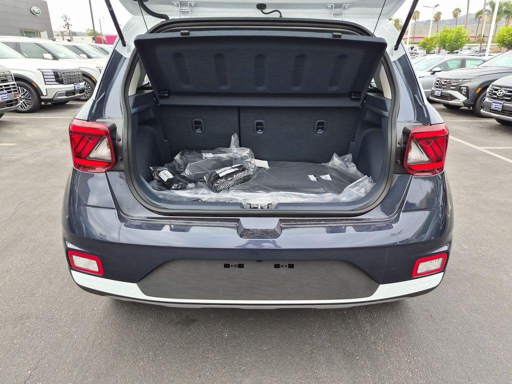 New 2026 White Hyundai SEL w/Two-Tone Roof image 31