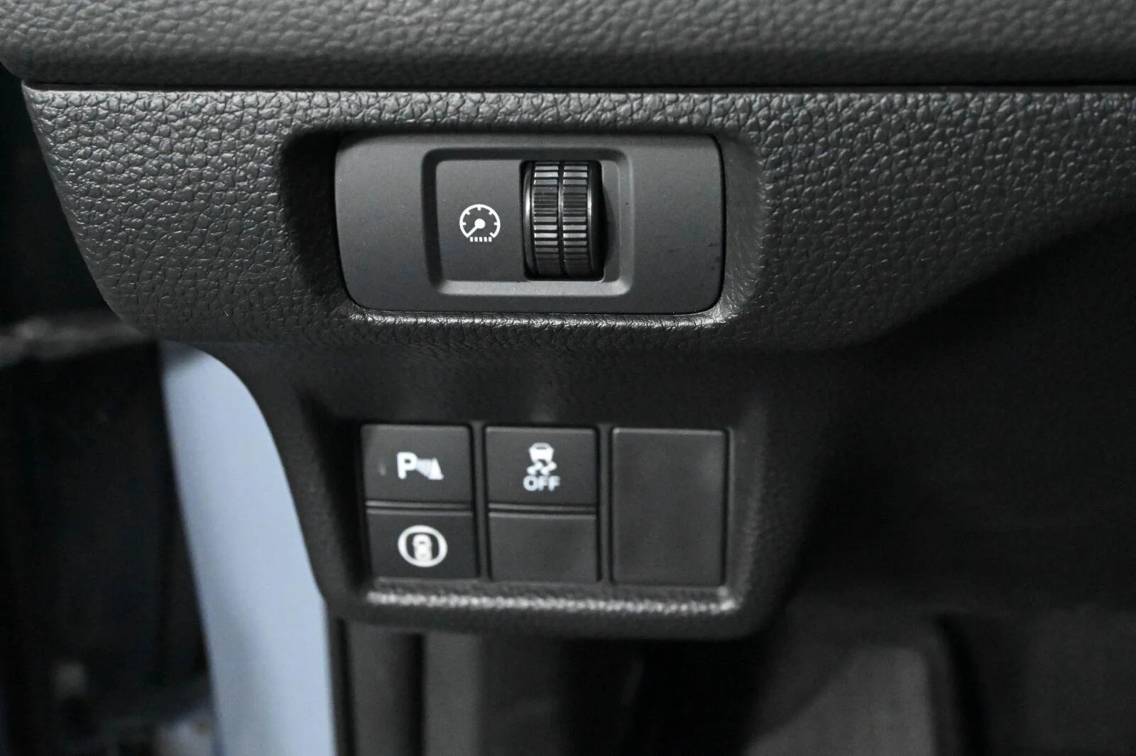 Used 2022 Sonic Gray Pearl Honda Sport Touring image 21