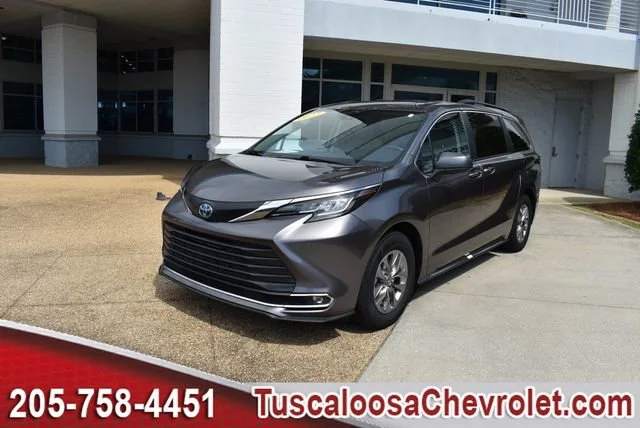 Used 2023 Gray Toyota XLE image 5