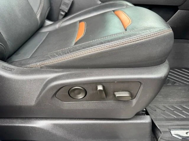 Used 2024 Thunderstorm Gray GMC AT4 image 27