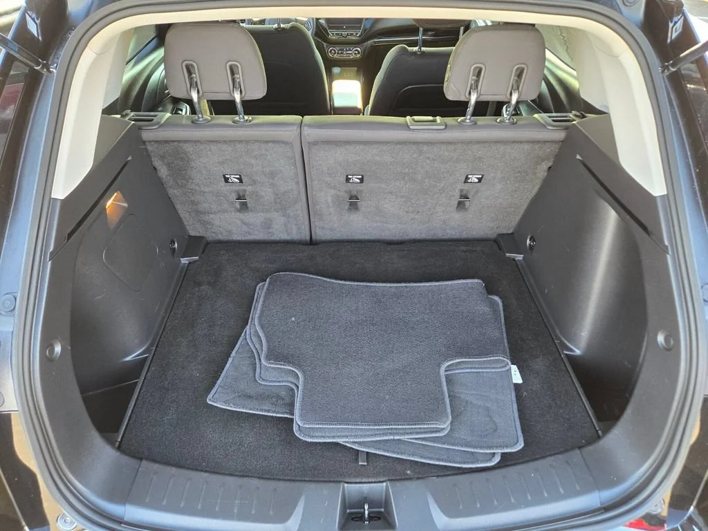 Used 2022 Mosaic Black Metallic Chevrolet LT image 13