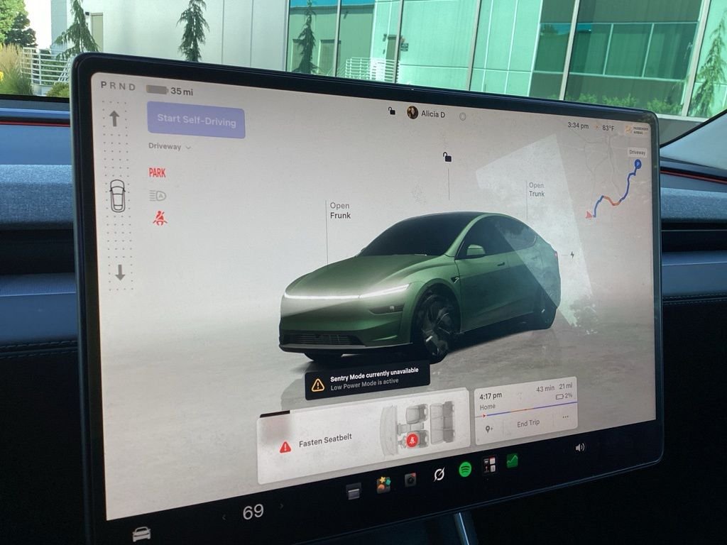 Used 2026  Tesla  image 18