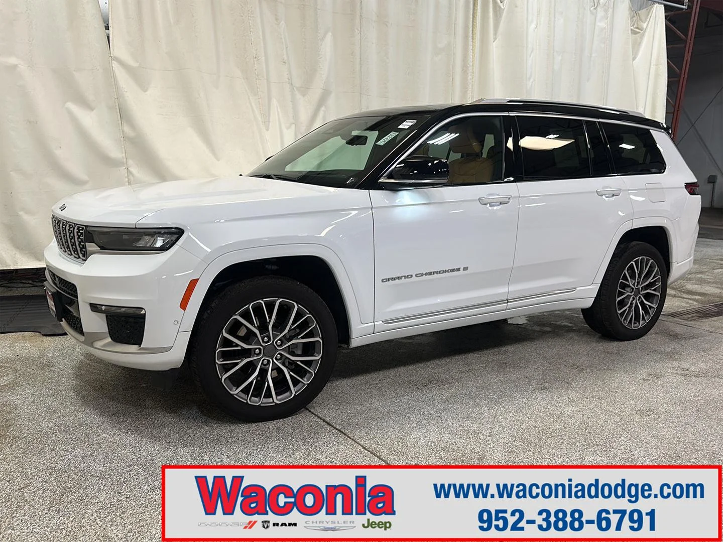 Used 2023 Bright White Clearcoat Jeep Summit Reserve image 1