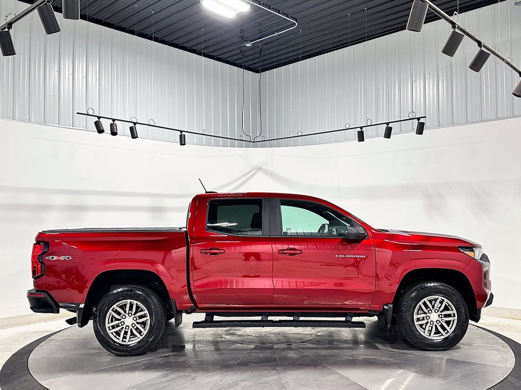 Used 2023 Red Chevrolet LT image 10