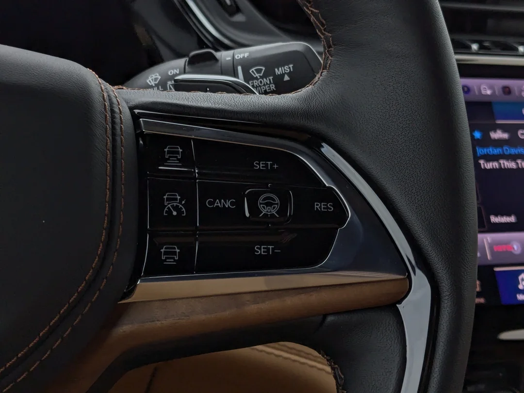 New 2025 Black Jeep Summit Reserve - - 4x4 - Panoramic Sunroof - Palermo Leather - McIntosh Audio & More! image 18