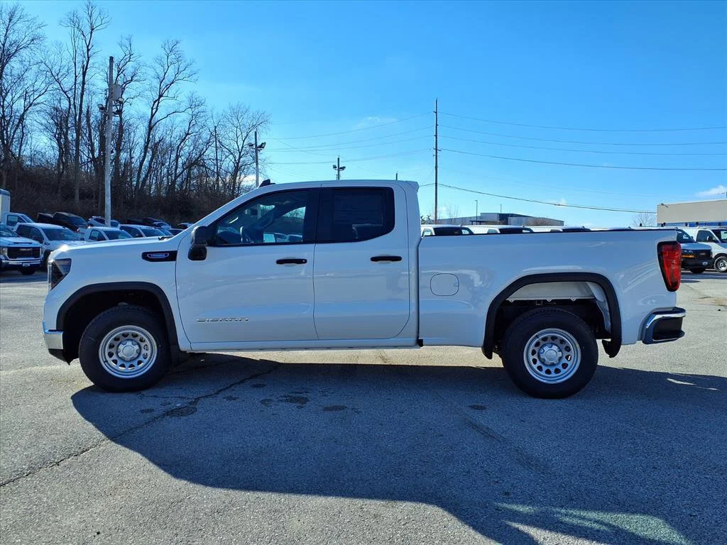 New 2026 Summit White GMC Pro image 21