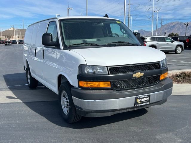 2025 Chevrolet Express Cargo Work Van - Photo 27