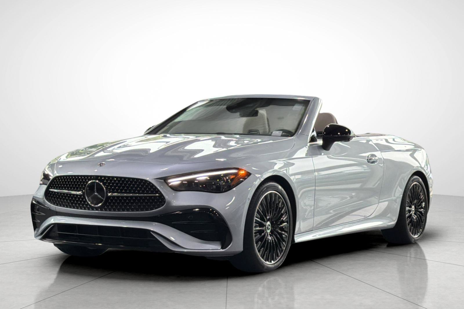 New 2027 Cirrus Silver Metallic Mercedes-Benz CLE 450 image 1