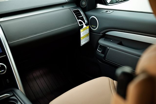 2026 Land Rover Discovery Gemini Edition - Photo 39