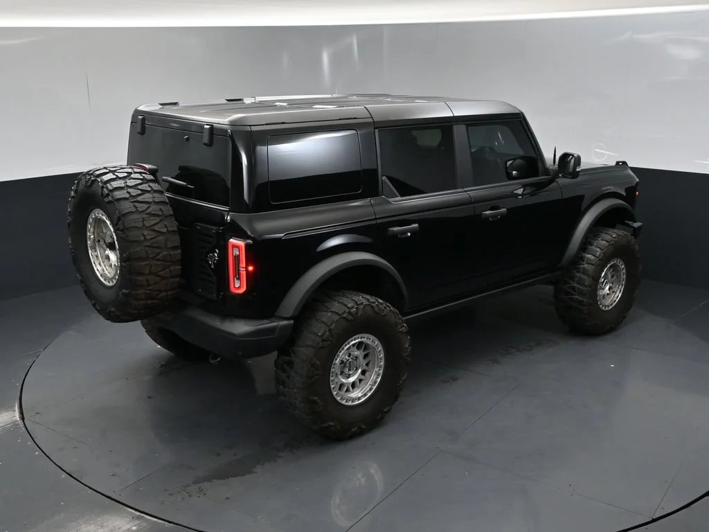 Used 2024 Black Ford Badlands image 16
