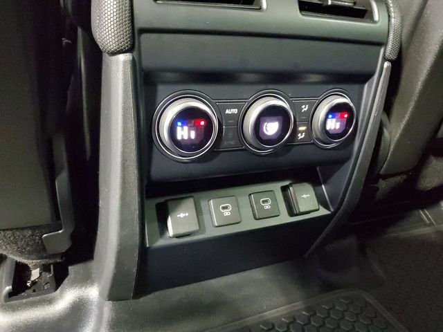 Used 2021 Silver Land Rover X-Dynamic SE image 10
