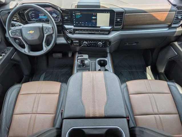 Used 2024 Sterling Gray Metallic Chevrolet High Country image 5