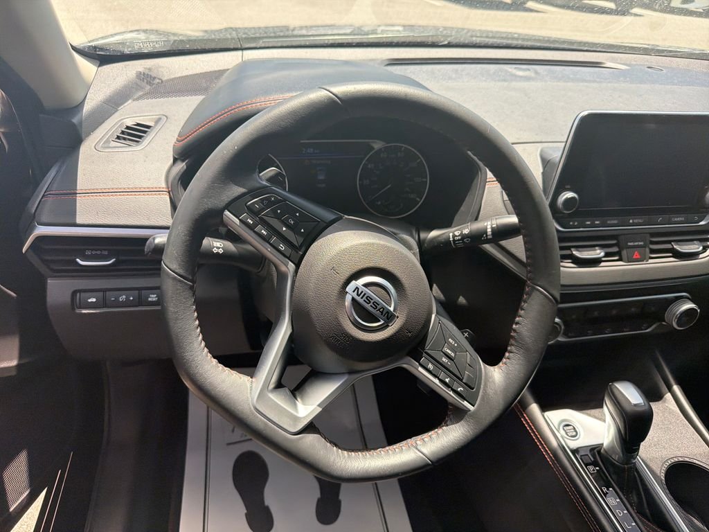 Used 2022 Black Nissan 2.5 SR image 12