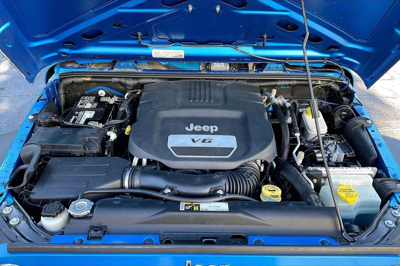 Certified Used 2016 Blue Jeep Sport image 33