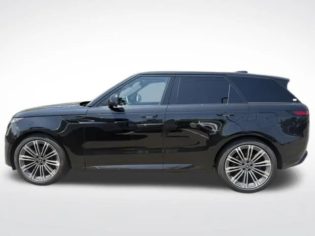 Certified Used 2025 Black Land Rover Dynamic SE image 3