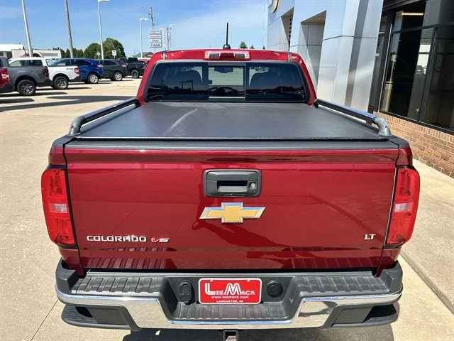 Used 2019 Red CHEVROLET 4WD LT image 6