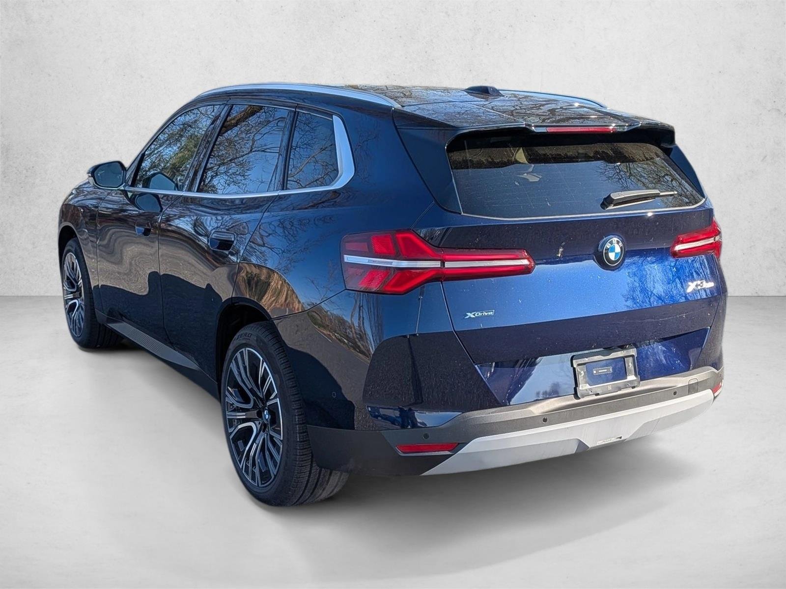 Used 2026 Tanzanite Blue Ii Metallic BMW 30 xDrive image 8