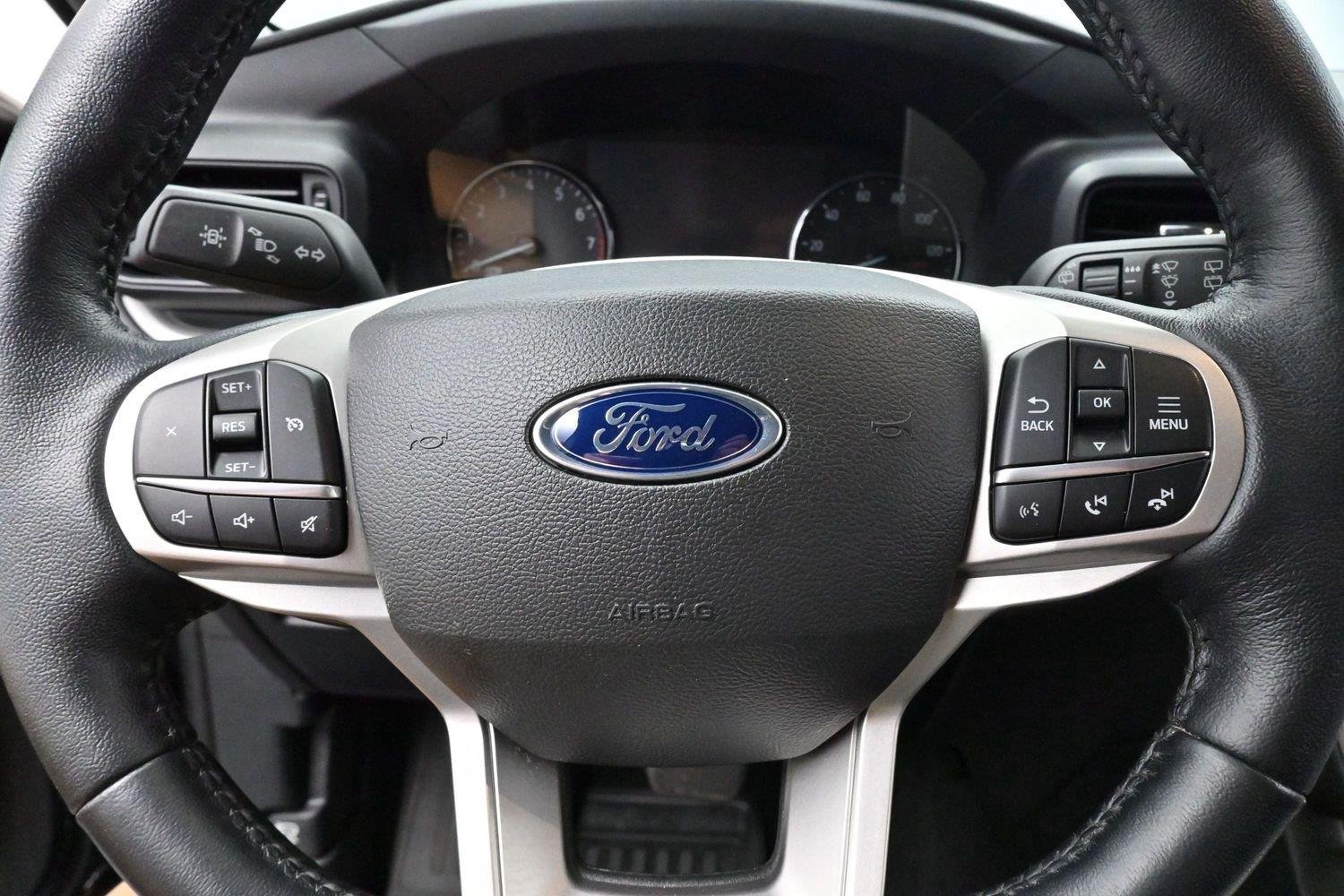 Used 2022 Agate Black Ford XLT image 17