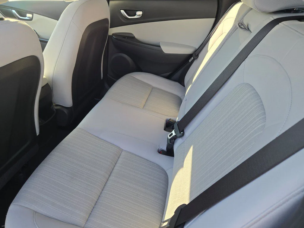 Used 2023 White Hyundai SEL image 14