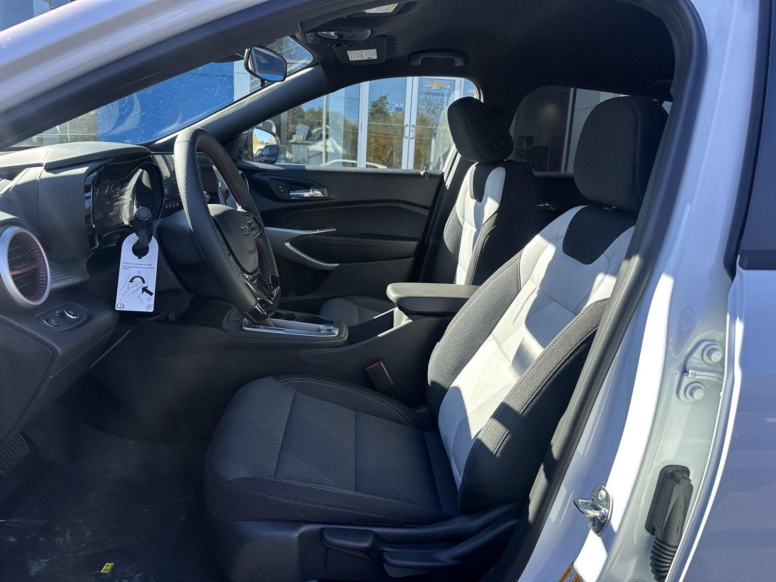 2026 Chevrolet Trax RS - Photo 10