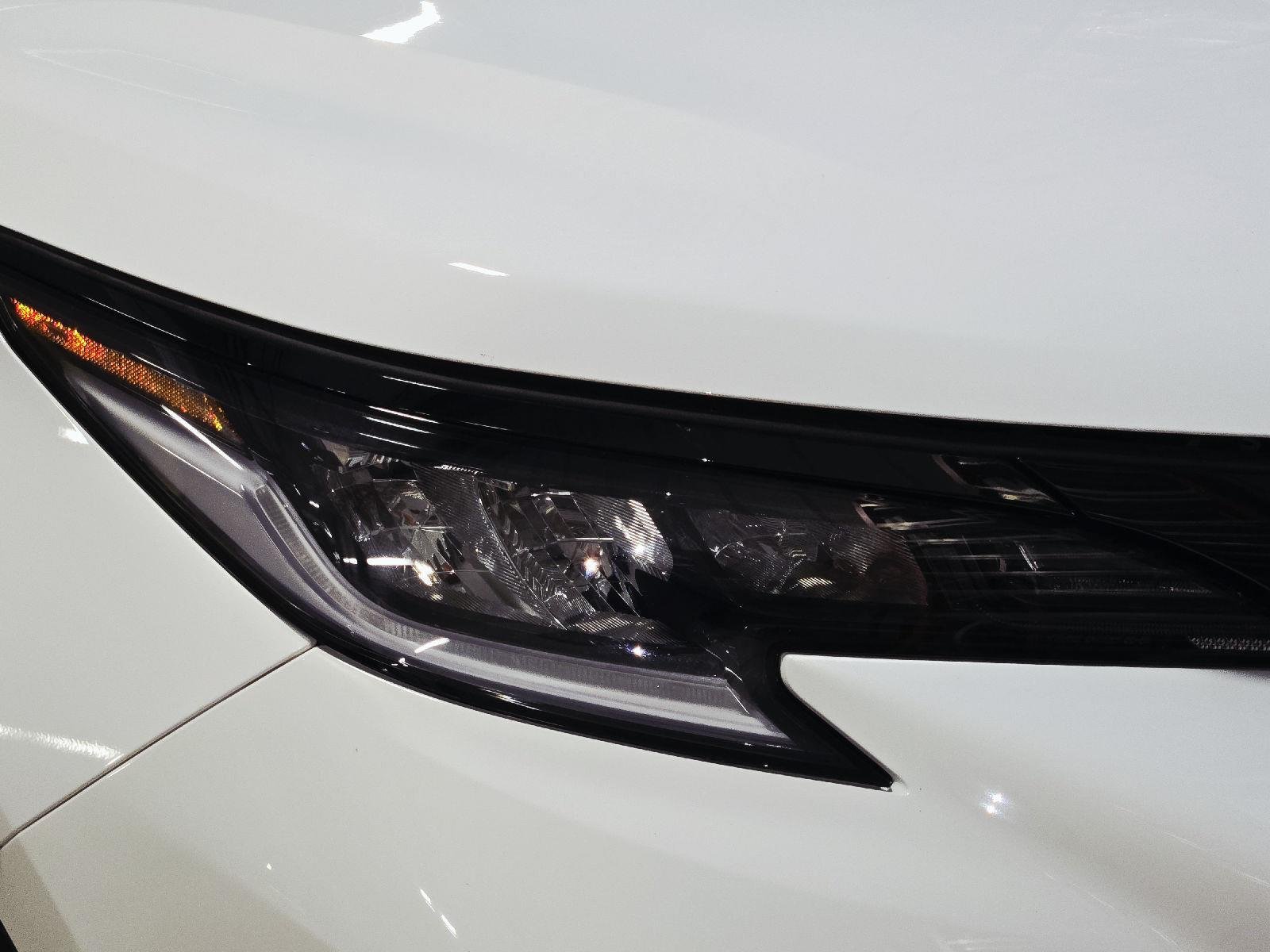 Used 2026 Ice Cap Toyota XSE image 60