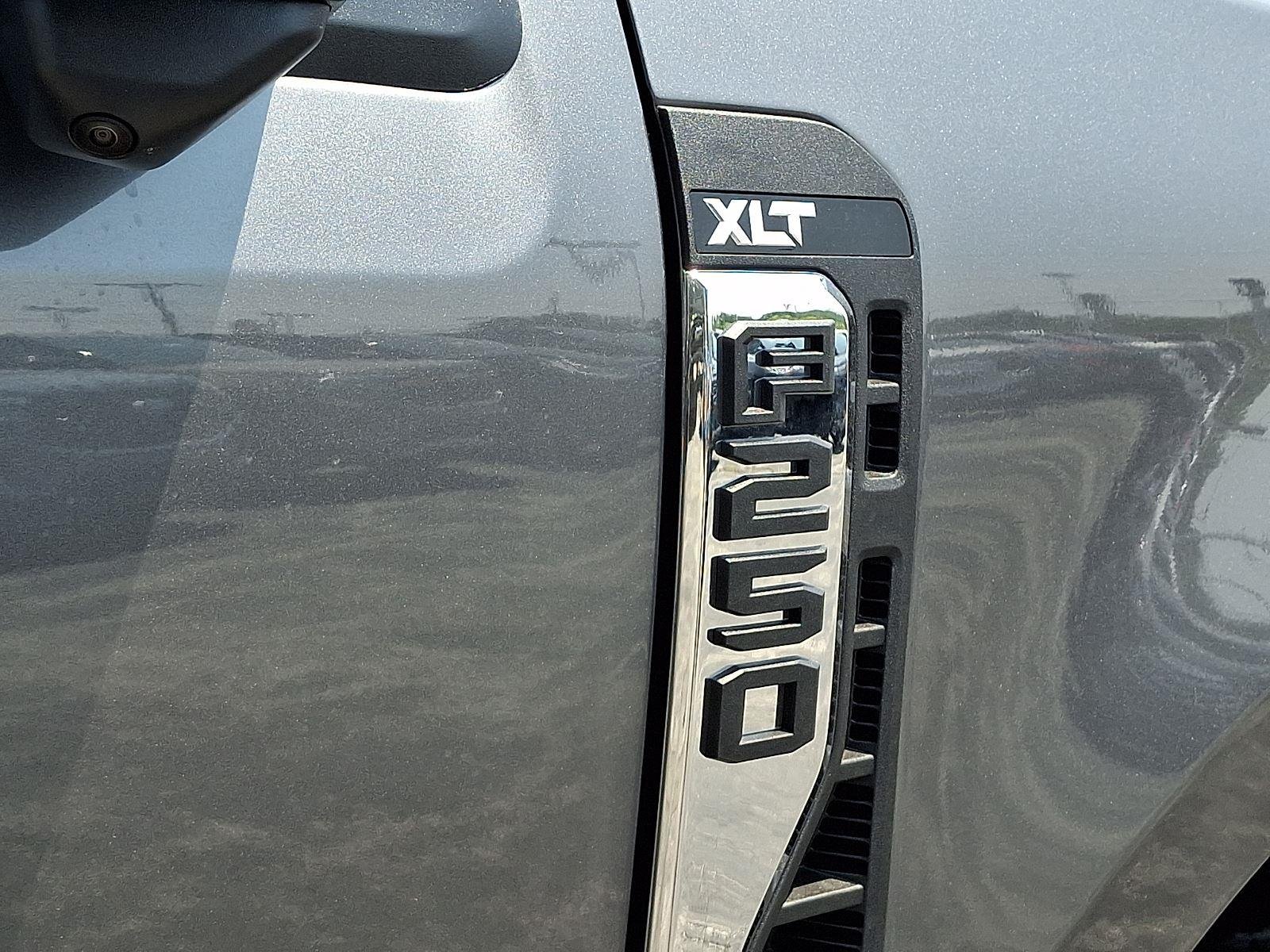 New 2026 Carbonized Gray Metallic Ford F-250® XLT image 20
