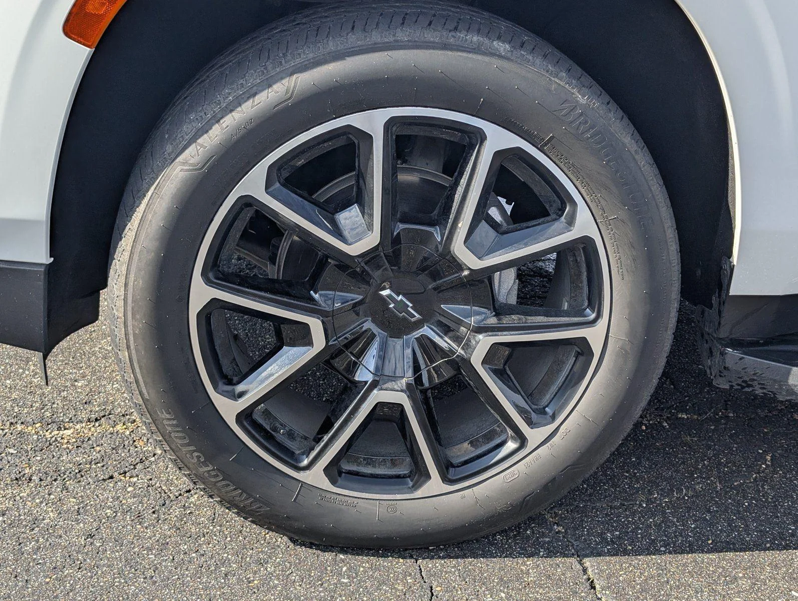 Used 2023 Summit White Chevrolet RST image 9
