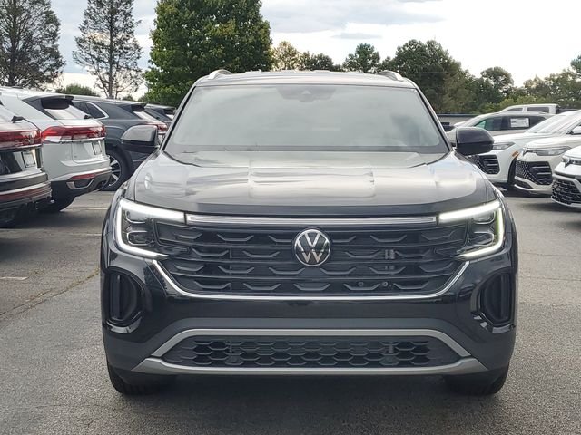 New 2026 Black Volkswagen SE image 2