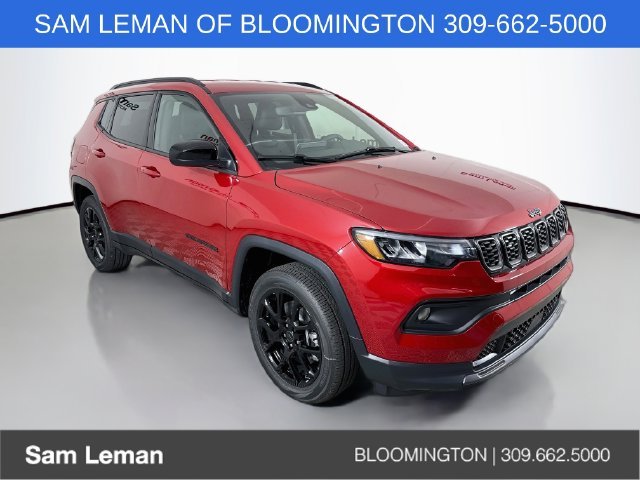 New 2026 Red Hot Pearl-Coat Exterior Paint Jeep Latitude image 1