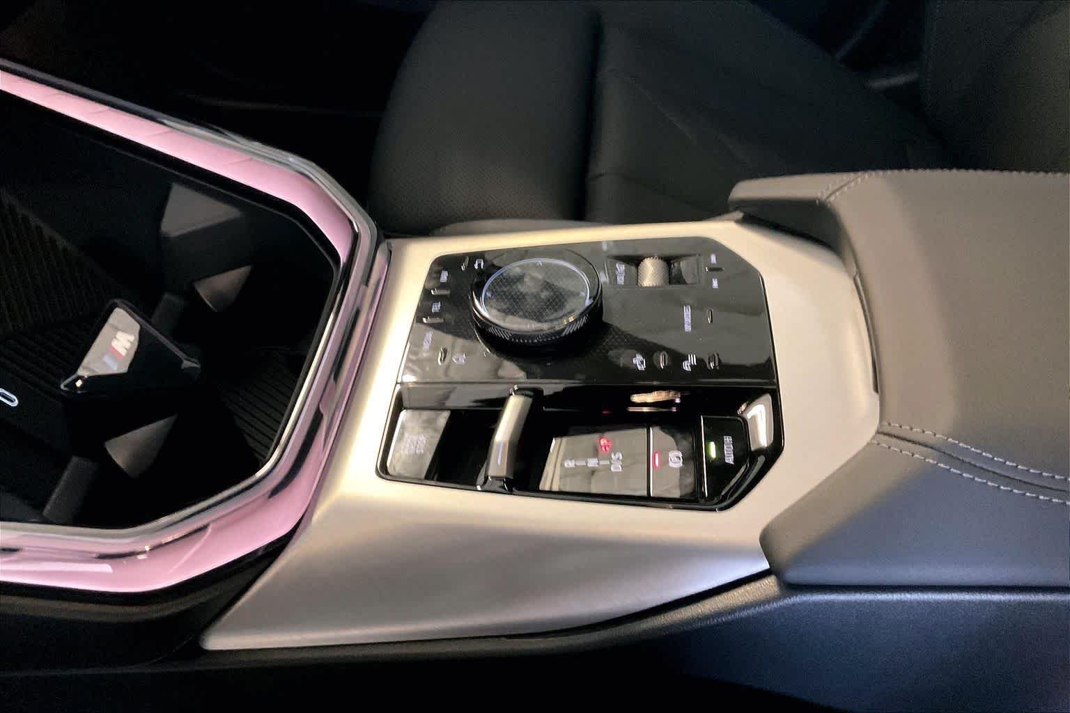 New 2026 Alpine White BMW 30 xDrive image 7