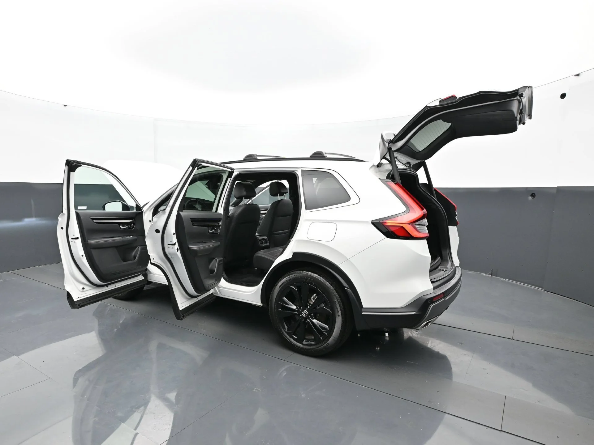Used 2024  Honda 5D WAGON HYBRID SPORT TOURING AWD image 38