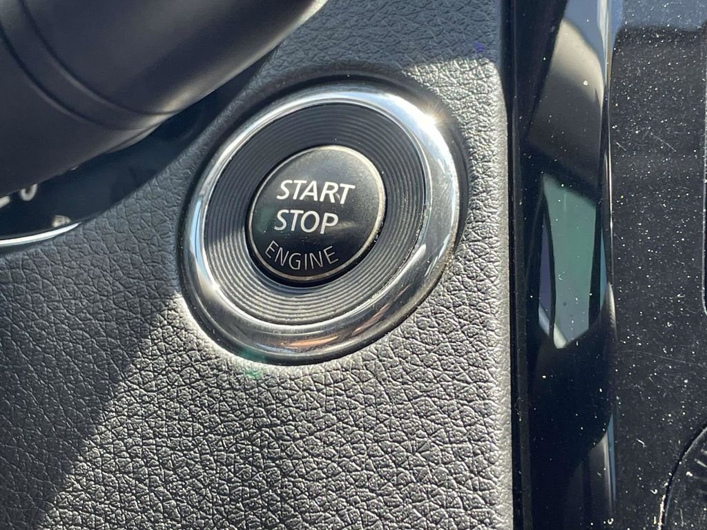 Used 2020 Gray Nissan SV image 21