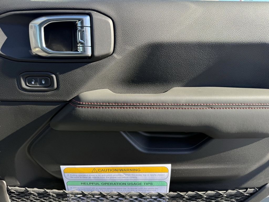 2025 Jeep Wrangler 4-Door Rubicon - Photo 36