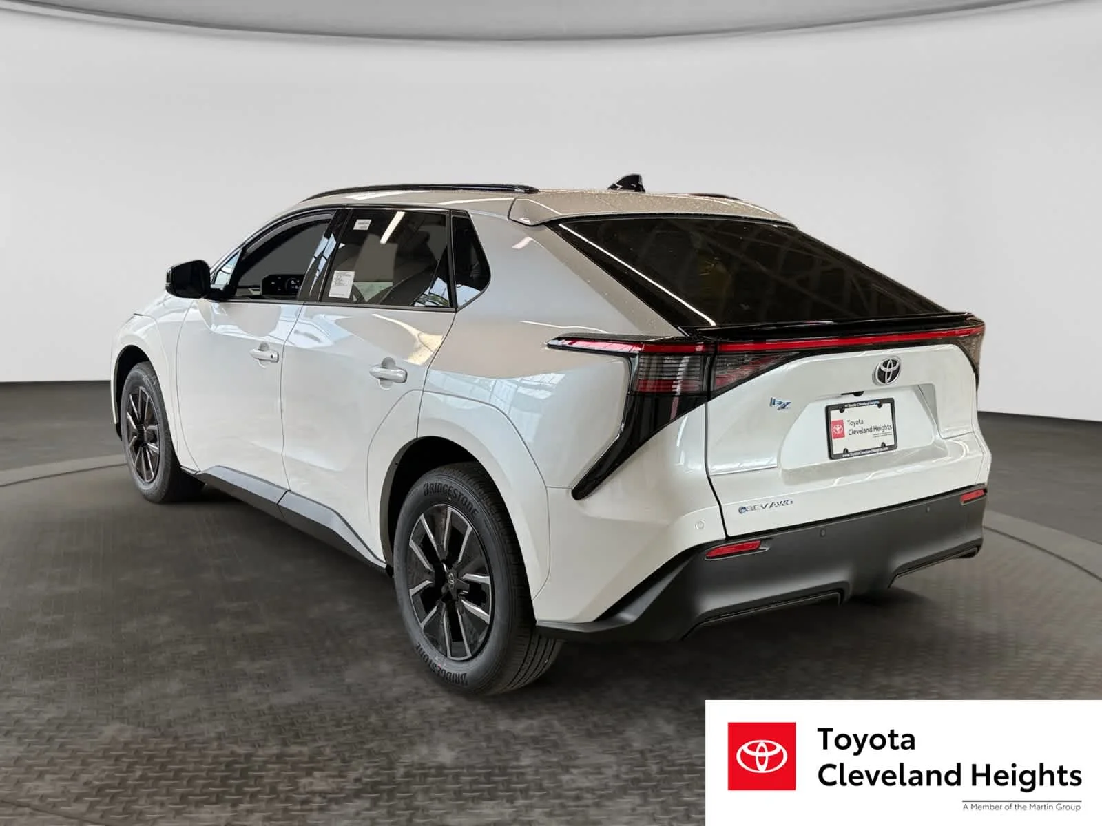 2026 Toyota bZ XLE - Photo 7