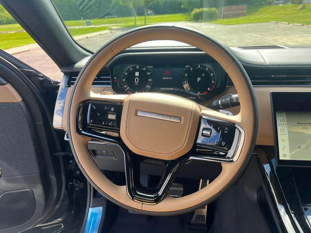 New 2026 British Racing Green Land Rover Dynamic SE image 14
