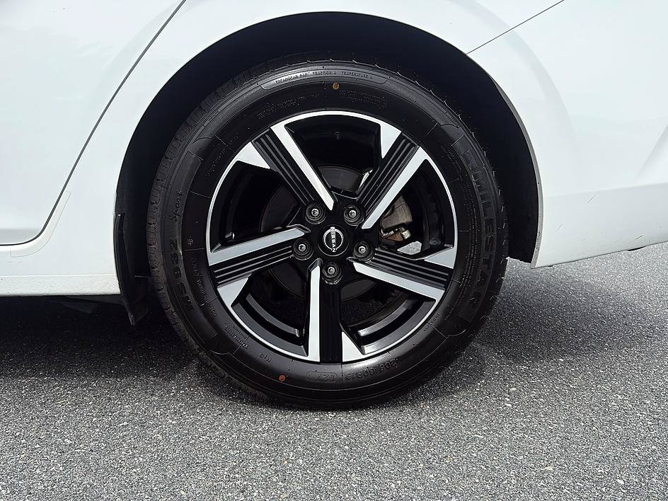 Used 2025 Fresh Powder Nissan SV image 10